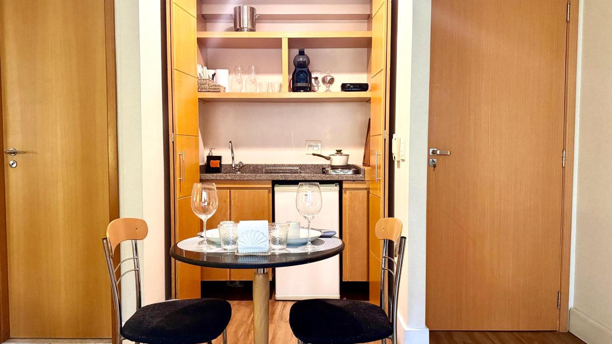 601 - Rentaqui Jardins Transamerica 2 Quartos Apartamento São Paulo